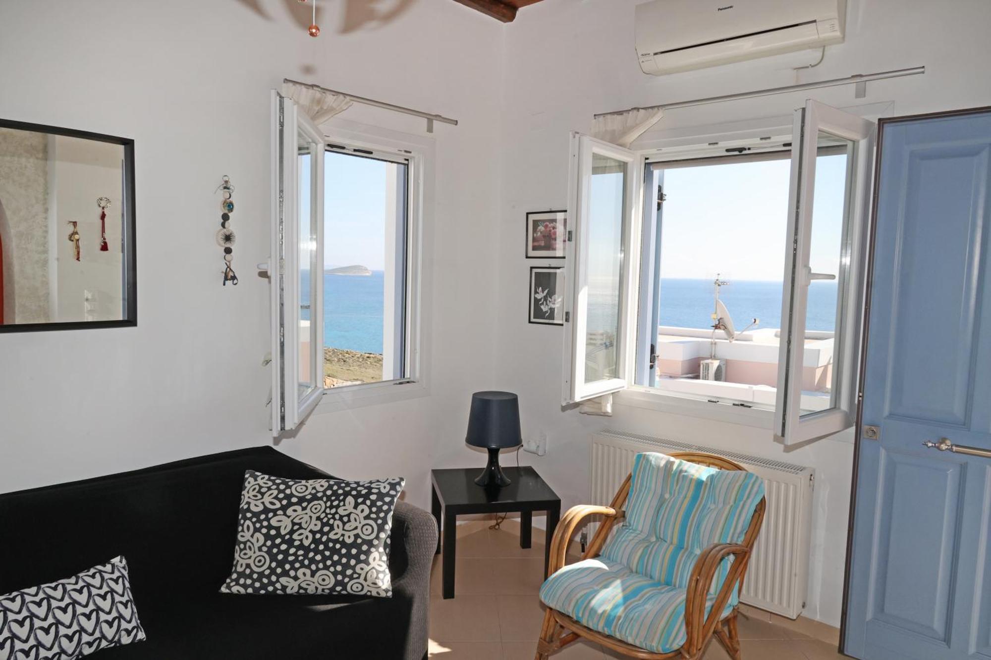 Ebatis Apartment Vari (Syros)